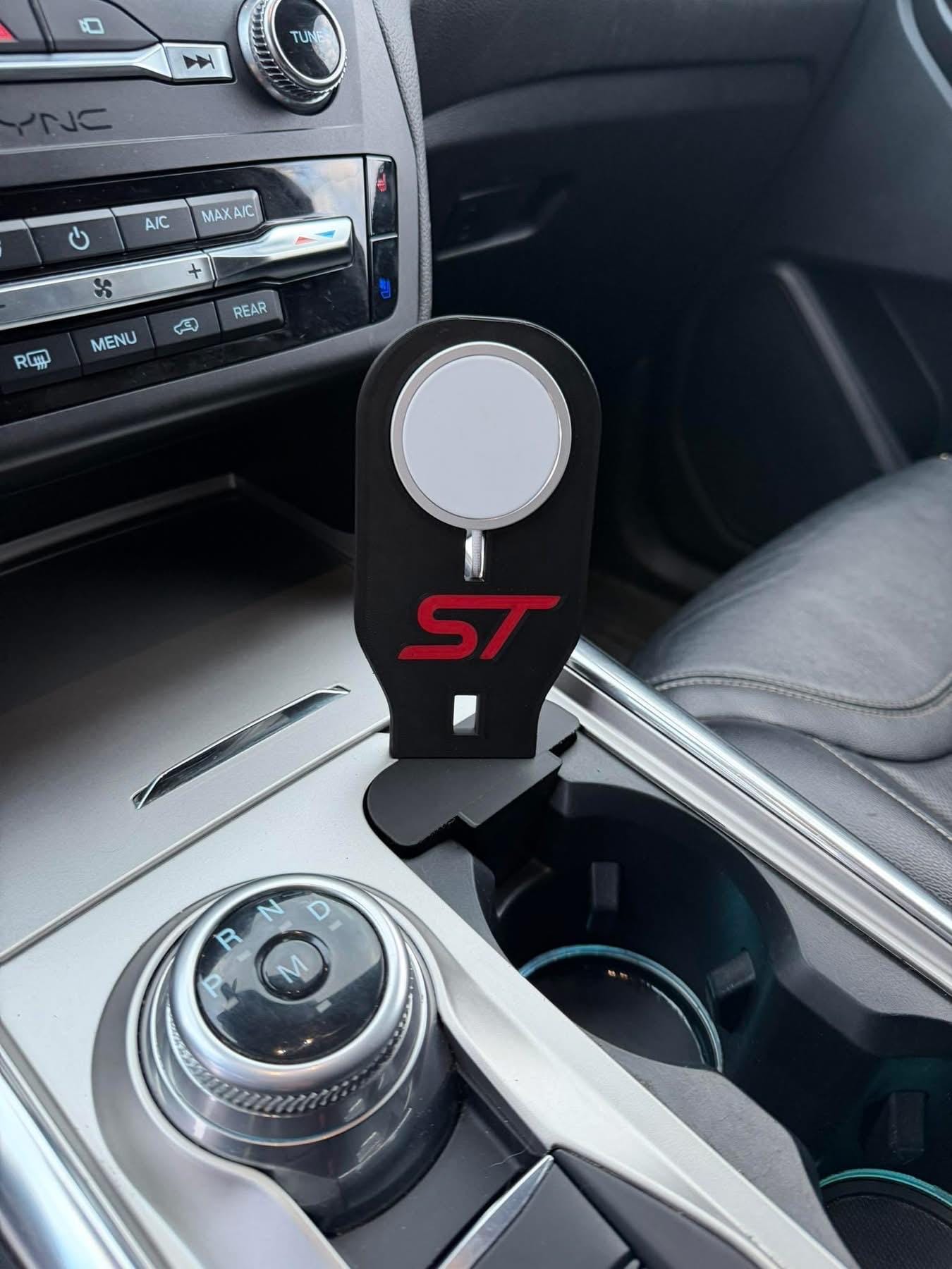 2020–2025 Ford Explorer MagSafe Mount – Swivel Carbon Fiber Phone Holder